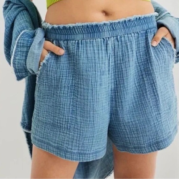 aerie Pants - Aerie High Waist Blue Gauzy Shorts, Size XL